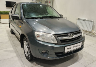 Подержанный автомобиль LADA (ВАЗ) Granta Liftback 2016 года (3 фото)