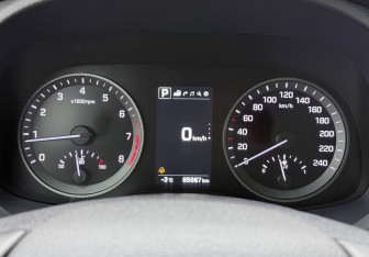 Подержанный автомобиль Hyundai Tucson 2018 года (12 фото)