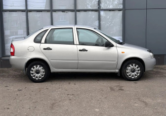 Подержанный автомобиль LADA (ВАЗ) Kalina Sedan 2010 года (4 фото)