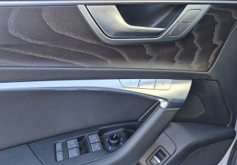 Подержанный автомобиль Audi A6 Sedan 2019 года (18 фото)