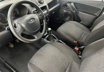 Подержанный автомобиль LADA (ВАЗ) Granta Sedan 2013 года (9 фото)