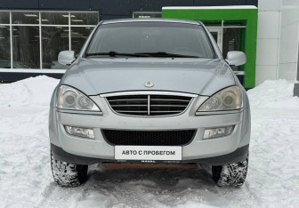Подержанный автомобиль SsangYong Kyron 2013 года (2 фото)