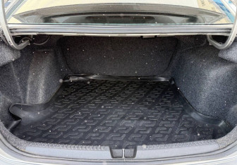 Подержанный автомобиль Volkswagen Polo Sedan 2019 года (14 фото)