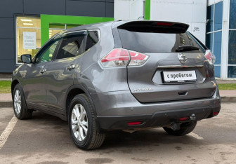 Подержанный автомобиль Nissan X-Trail 2018 года (7 фото)