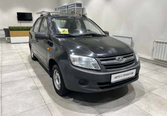Подержанный автомобиль LADA (ВАЗ) Granta Sedan 2015 года (3 фото)