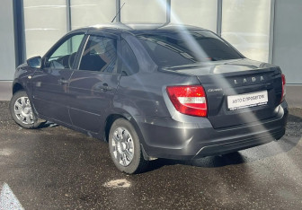 Подержанный автомобиль LADA (ВАЗ) Granta Sedan 2019 года (8 фото)