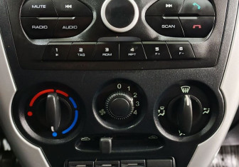 Подержанный автомобиль LADA (ВАЗ) Granta Liftback 2016 года (14 фото)