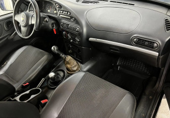 Подержанный автомобиль Chevrolet Niva 2013 года (11 фото)