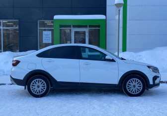 Подержанный автомобиль LADA (ВАЗ) Vesta Sedan 2024 года (5 фото)