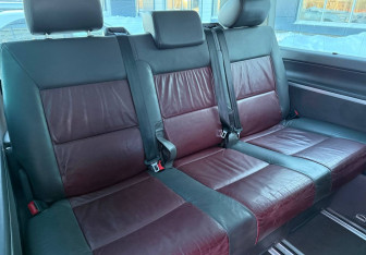 Подержанный автомобиль Volkswagen Multivan 2008 года (11 фото)