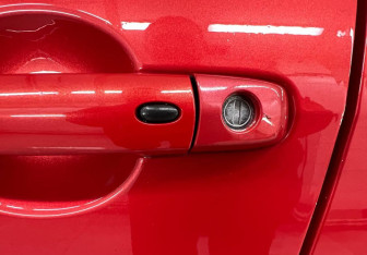 Подержанный автомобиль Suzuki Swift Hatchback 2007 года (13 фото)