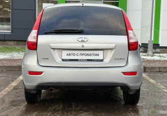 Подержанный автомобиль LADA (ВАЗ) Kalina Hatchback 2014 года (6 фото)