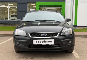 Подержанный автомобиль Ford Focus Sedan 2007 года (2 фото)