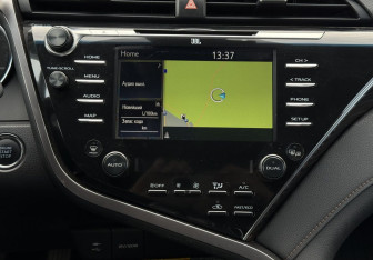 Подержанный автомобиль Toyota Camry Sedan 2018 года (16 фото)