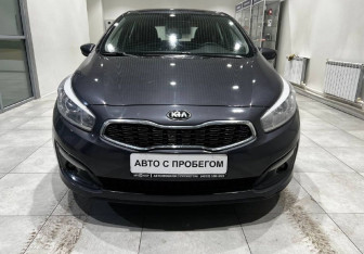 Подержанный автомобиль Kia Ceed Hatchback 2018 года (2 фото)