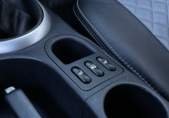 Подержанный автомобиль Nissan Qashqai 2011 года (14 фото)