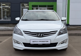 Подержанный автомобиль Hyundai Solaris Sedan 2016 года (2 фото)