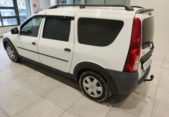 Подержанный автомобиль LADA (ВАЗ) Largus Wagon 2017 года (4 фото)