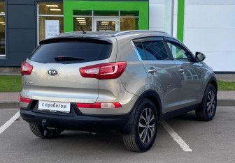 Подержанный автомобиль Kia Sportage 2010 года (5 фото)