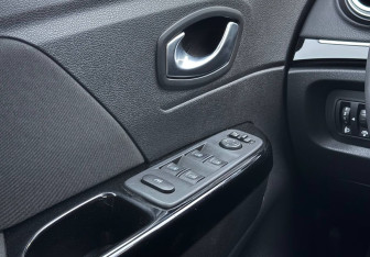 Подержанный автомобиль Renault Kaptur 2020 года (15 фото)