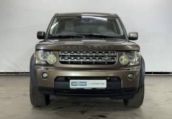 Подержанный автомобиль Land Rover Discovery 2010 года (2 фото)