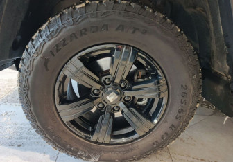 Подержанный автомобиль Tank 300 2023 года (18 фото)