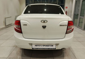 Подержанный автомобиль LADA (ВАЗ) Granta Sedan 2017 года (8 фото)