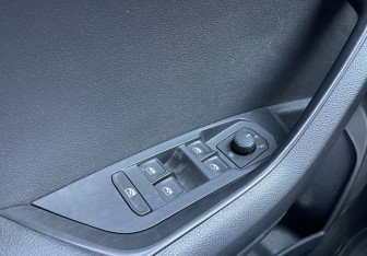 Подержанный автомобиль Skoda Karoq 2020 года (14 фото)