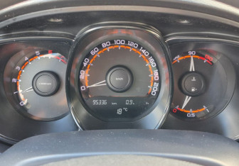 Подержанный автомобиль LADA (ВАЗ) Vesta Sedan 2021 года (12 фото)