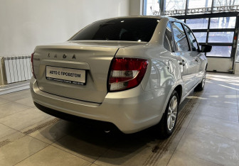 Подержанный автомобиль LADA (ВАЗ) Granta Sedan 2024 года (6 фото)