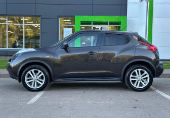 Подержанный автомобиль Nissan Juke 2012 года (2 фото)