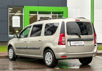 Подержанный автомобиль LADA (ВАЗ) Largus Wagon 2018 года (7 фото)