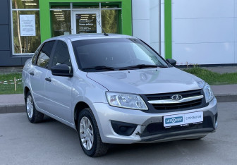 Подержанный автомобиль LADA (ВАЗ) Granta Sedan 2018 года (3 фото)