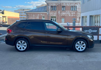 Подержанный автомобиль BMW X1 2012 года (4 фото)