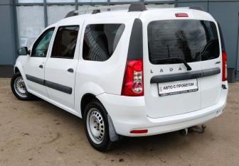 Подержанный автомобиль LADA (ВАЗ) Largus Wagon 2021 года (4 фото)