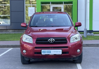 Подержанный автомобиль Toyota RAV4 2006 года (2 фото)