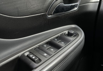 Подержанный автомобиль Opel Mokka 2013 года (15 фото)