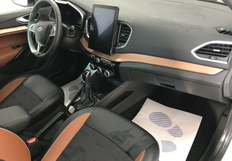 Подержанный автомобиль LADA (ВАЗ) Vesta Wagon 2025 года (11 фото)