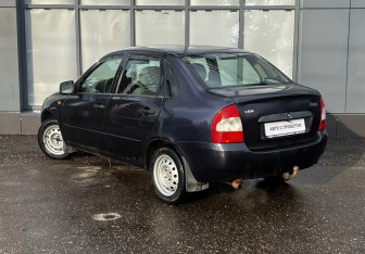 Подержанный автомобиль LADA (ВАЗ) Kalina Sedan 2007 года (6 фото)