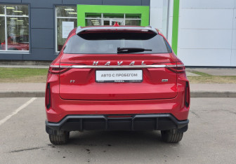 Подержанный автомобиль Haval F7 2023 года (6 фото)
