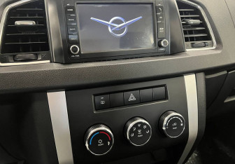 Подержанный автомобиль УАЗ Patriot 2018 года (12 фото)