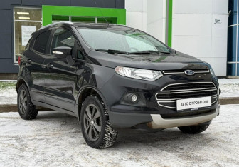 Подержанный автомобиль Ford EcoSport 2015 года (3 фото)
