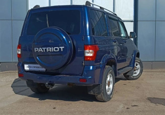 Подержанный автомобиль УАЗ Patriot 2015 года (6 фото)