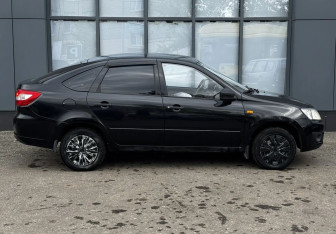 Подержанный автомобиль LADA (ВАЗ) Granta Liftback 2014 года (4 фото)