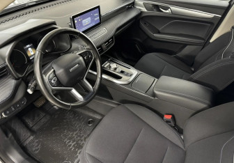 Подержанный автомобиль Haval Jolion 2023 года (9 фото)