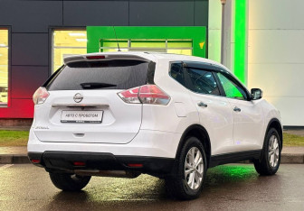 Подержанный автомобиль Nissan X-Trail 2016 года (5 фото)