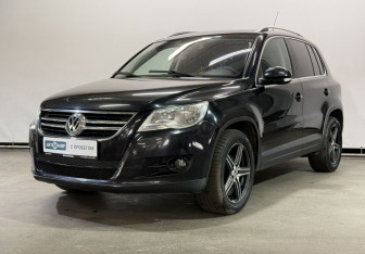 Подержанный автомобиль Volkswagen Tiguan 2008 года (1 фото)
