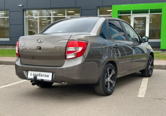 Подержанный автомобиль LADA (ВАЗ) Granta Sedan 2017 года (6 фото)