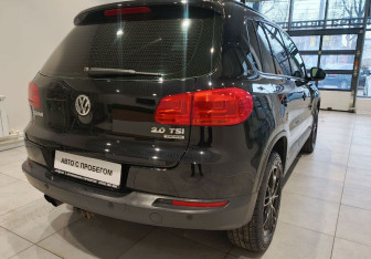 Подержанный автомобиль Volkswagen Tiguan 2013 года (8 фото)