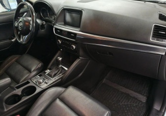Подержанный автомобиль Mazda CX-5 2015 года (11 фото)